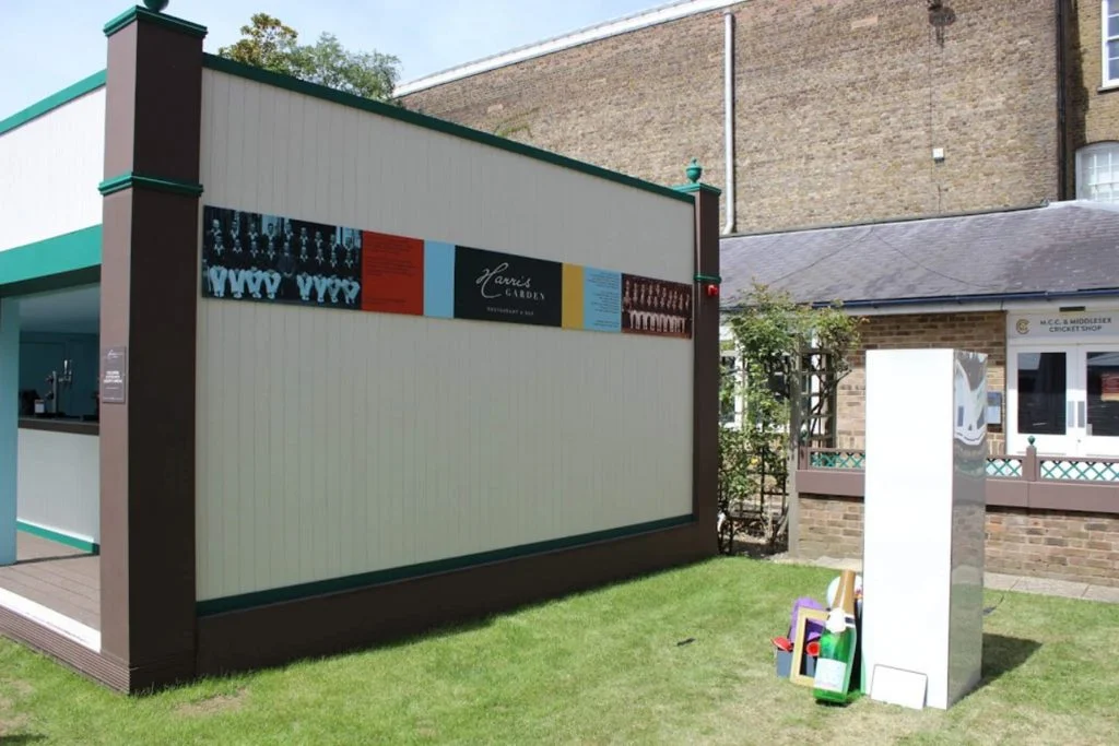 Compact Booth At The Harris Gardens