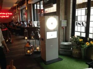 harry-and-edge-digital-graffiti-wall-hire-london-mirror-photo-booth-hire-london-6